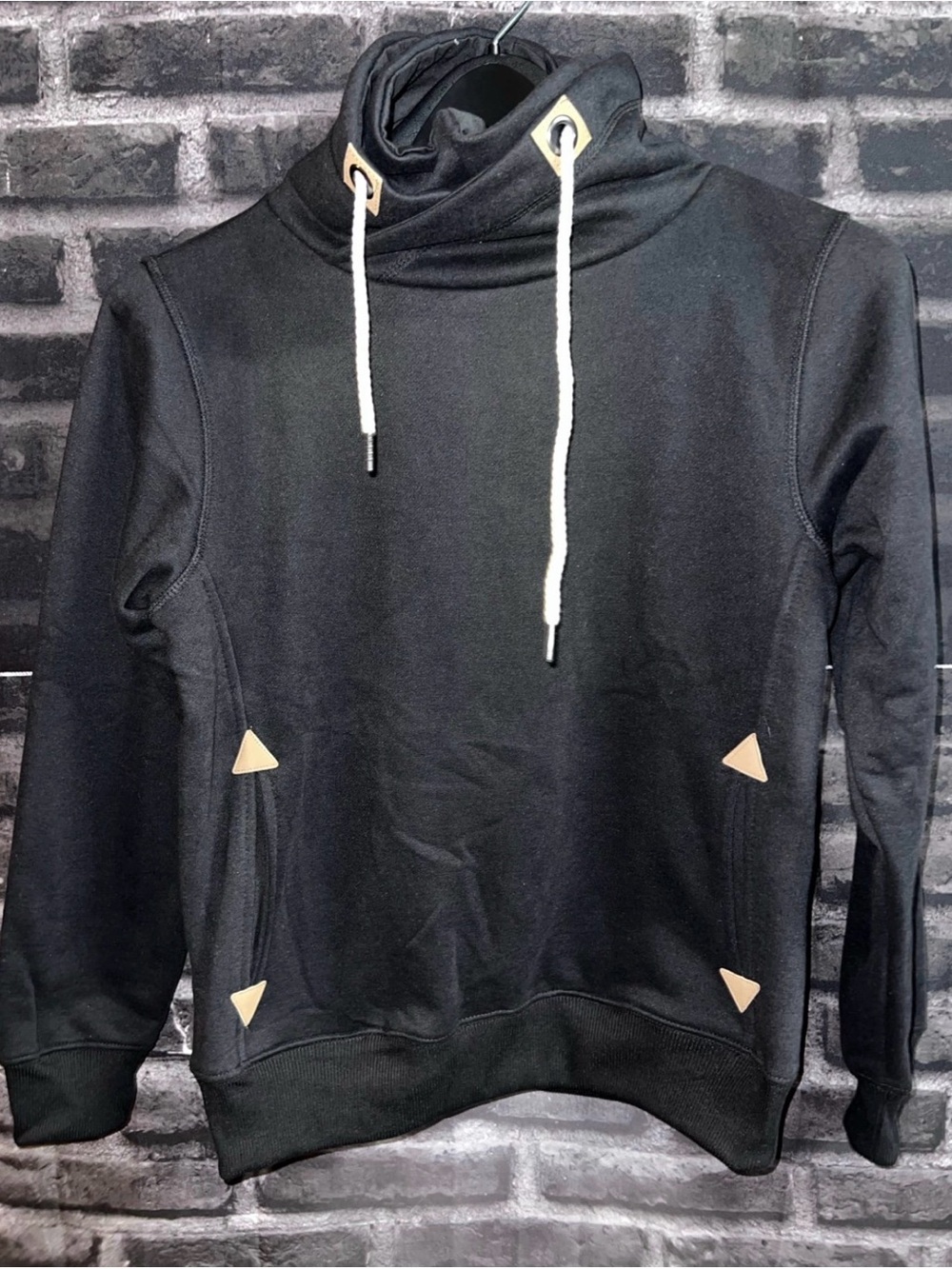 Leehanton Women’s Black Sweatshirt Medium 21” x 20” Cowl Neck